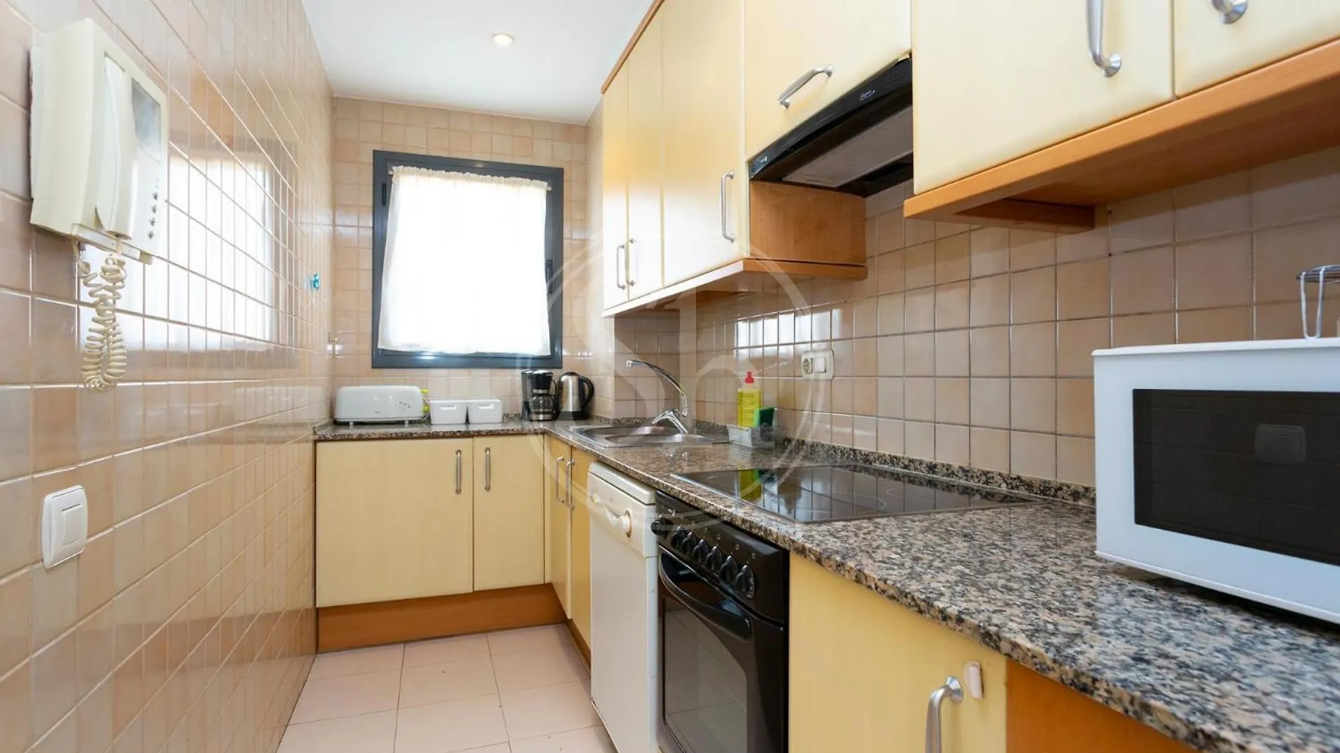 Comodo Apartamento Junto A Hospital Sant Pau バルセロナ 0*,  スペイン